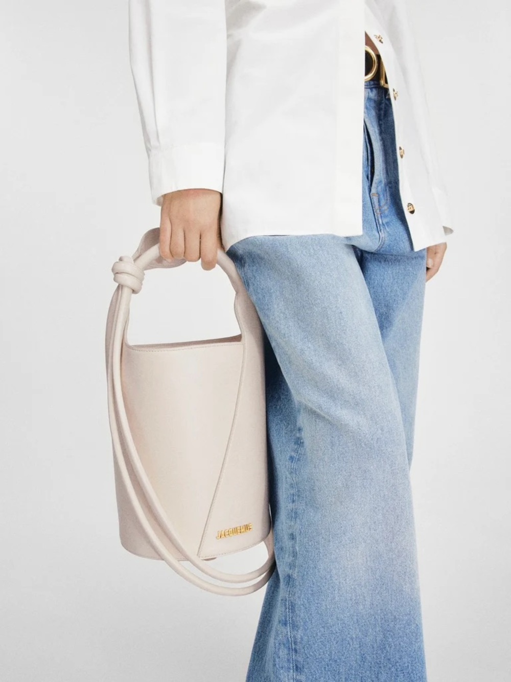 Jacquemus Le Petit Tourni Bucket Bag In Ivory Calf Leather 🤍
